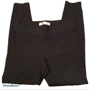 Old Navy Stevie Novelty on black dot jeggings